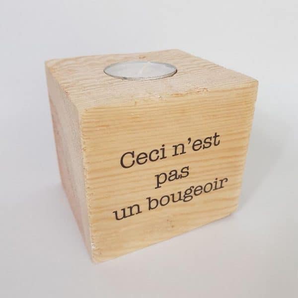 Ceci n'est pas un bougeoir, by Jaune Hirondelle